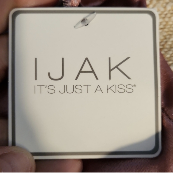 IJAK pink shimmer bodysuit NWT! - Picture 6 of 8